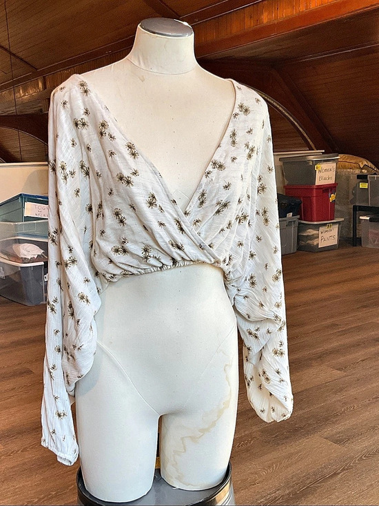 Aubrey 3+1 Tops - Aubrey 3+1 Floral Wrap Crop Blouse in White